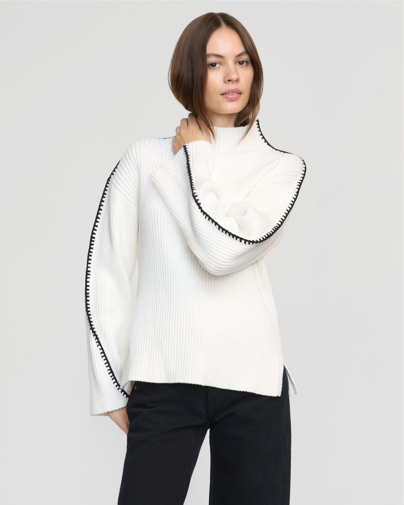 aki organic cotton contrast stitch sweater white 2 994d742c a82f 418c 800d 43c843b5e930