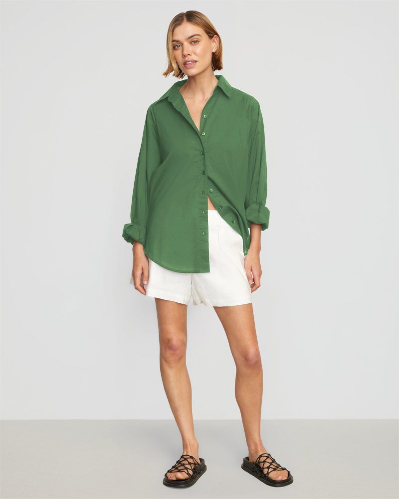 dakota oversized organic cotton shirt basil 4 ca7f84bf e256 41f2 b8ed 7e054f2ab5b7