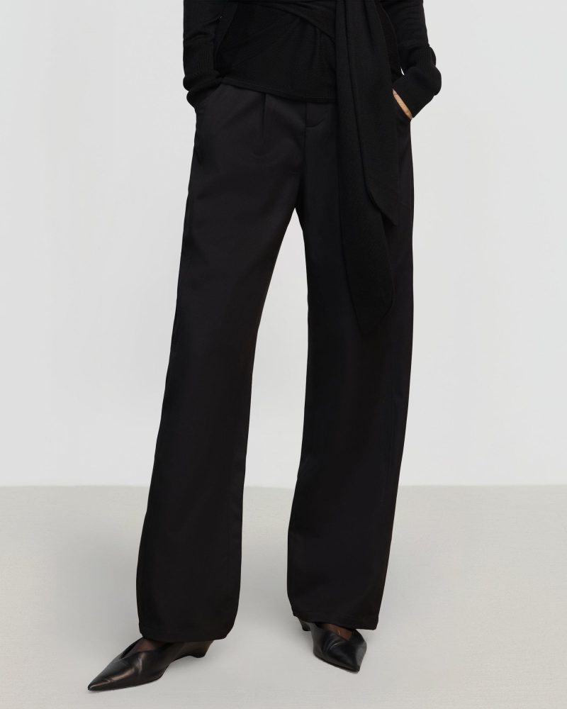 suni tailored straight leg pant black 1